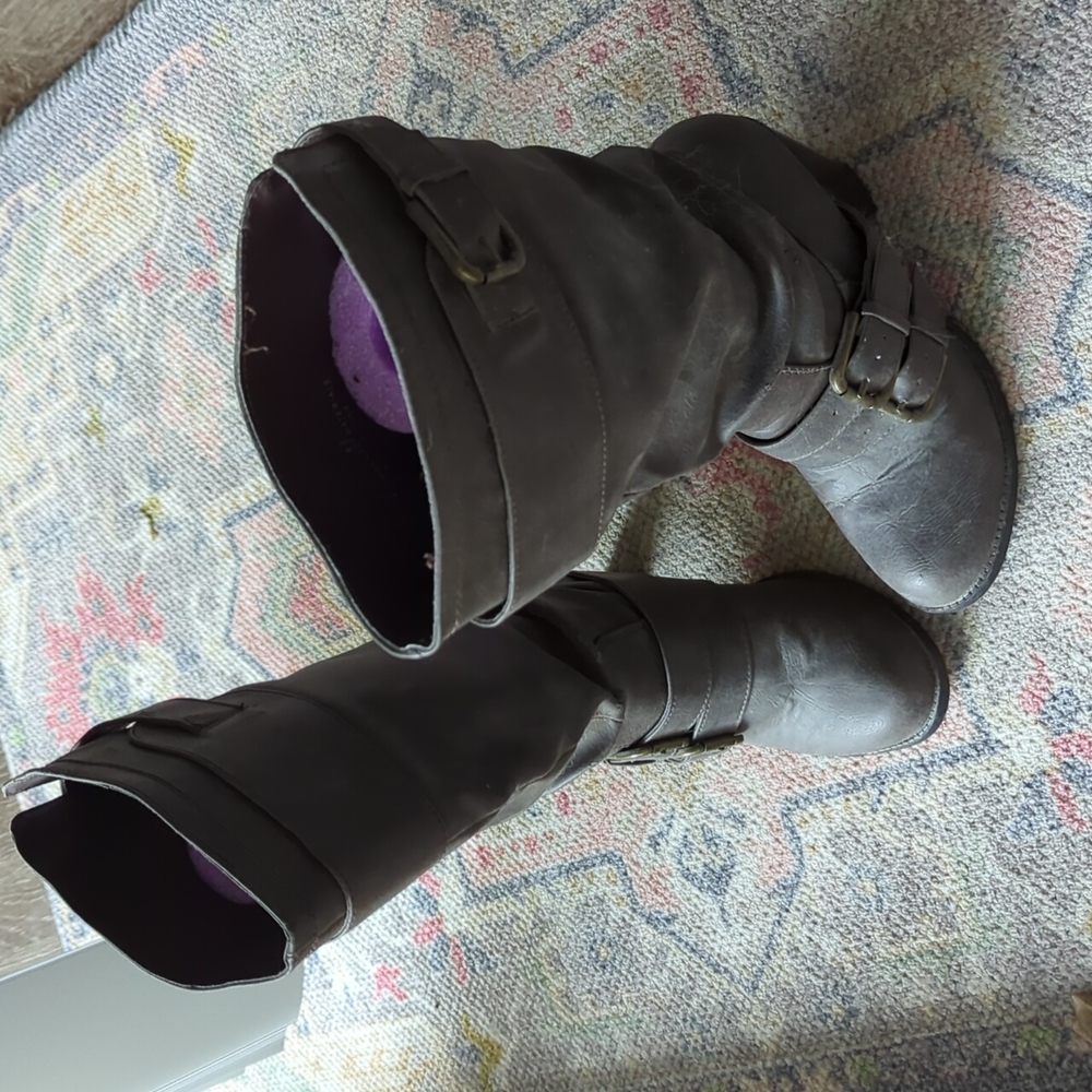 DONATED - Slouchy Heeled Boots